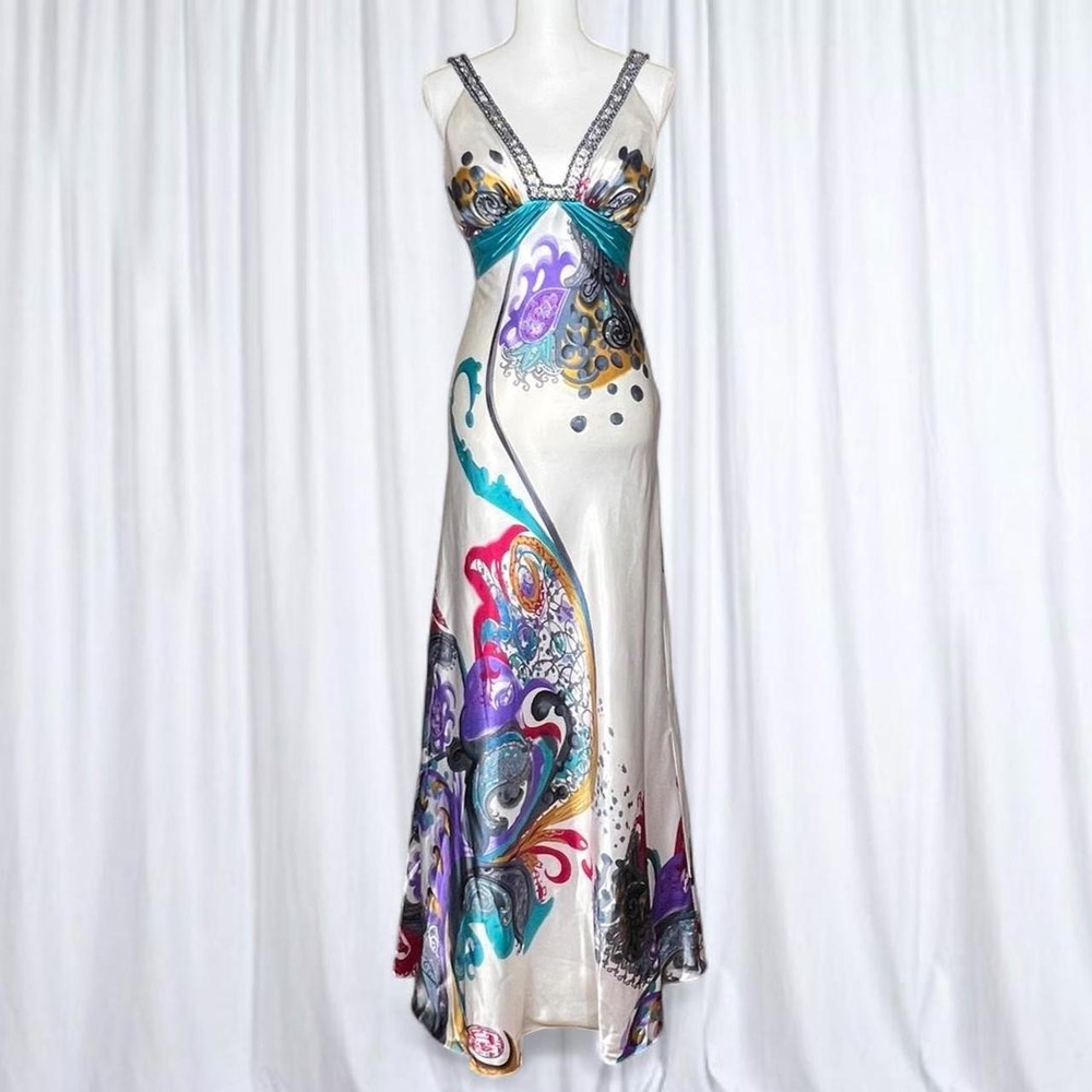 La Femme Colorful Watercolor White Beaded Evening Gown Vintage Y2K Prom